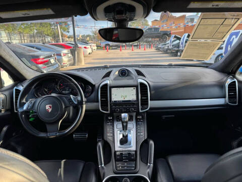 2012 Porsche Cayenne Turbo