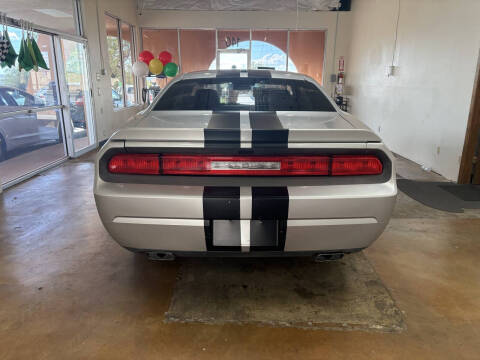 2012 Dodge Challenger SXT