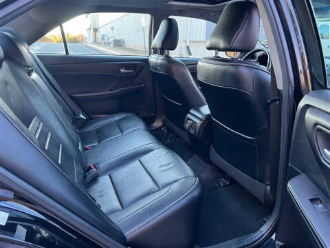 2015 Toyota Camry Hybrid