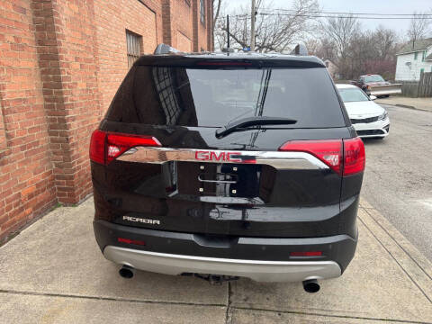 2018 GMC Acadia SLE-2