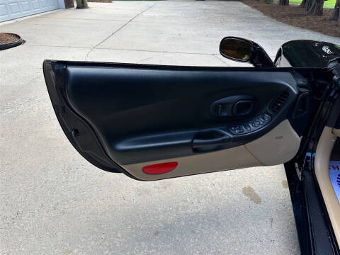 2004 Chevrolet Corvette