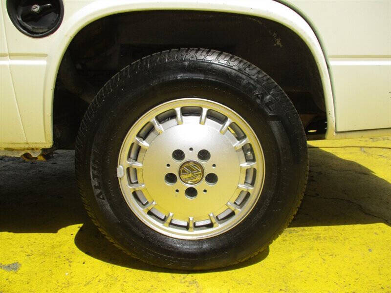 1982 Volkswagen Vanagon Camper