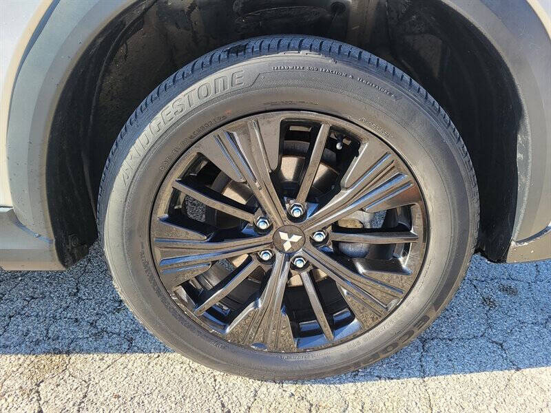 2019 Mitsubishi Eclipse Cross LE