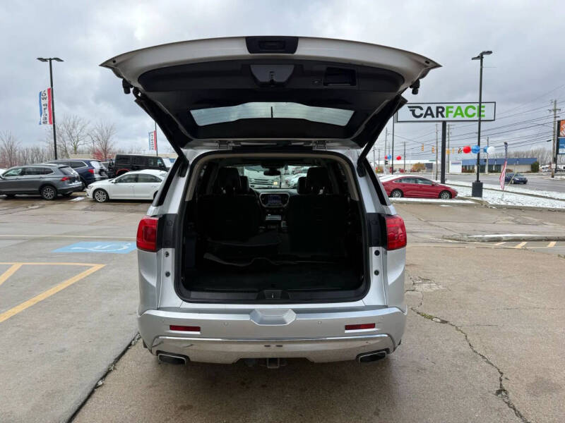 2017 GMC Acadia Denali
