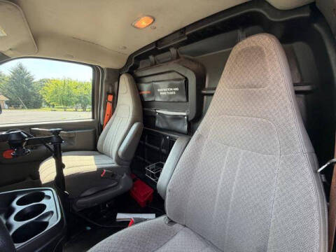 2017 Chevrolet Express 2500