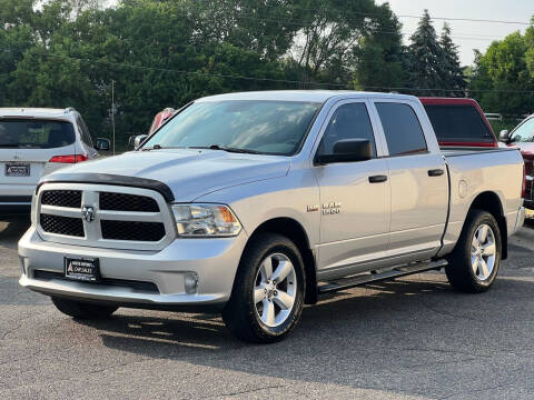 2015 RAM 1500 for sale at North Imports LLC in Burnsville MN