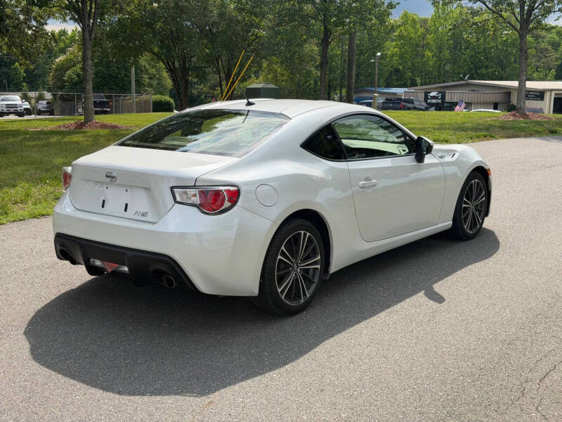 2013 Scion FR-S