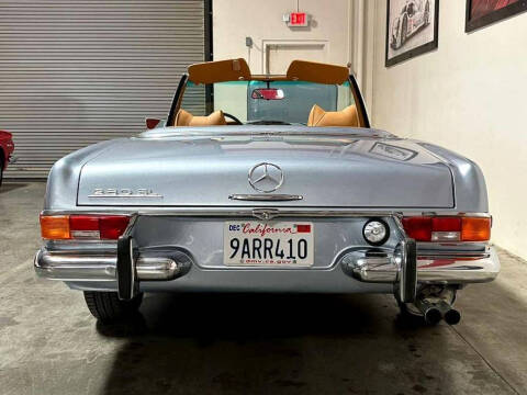 1970 Mercedes-Benz 280-Class