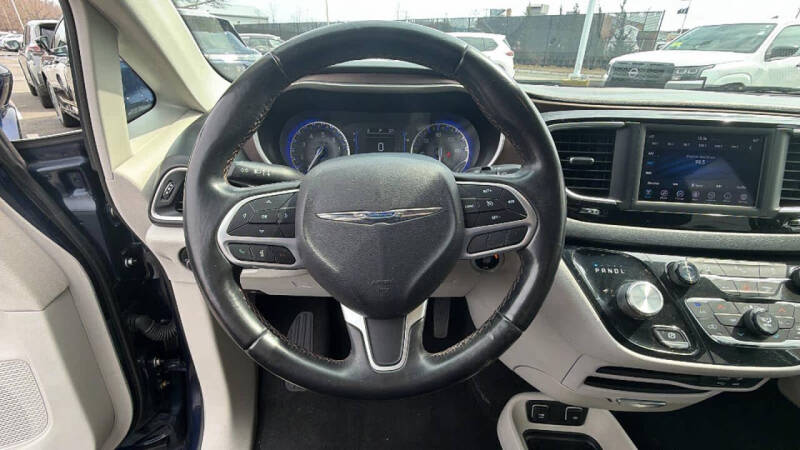 2018 Chrysler Pacifica Touring L
