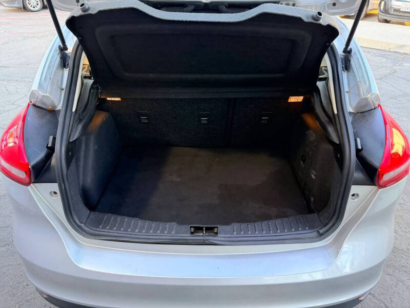 2017 Ford Focus SE