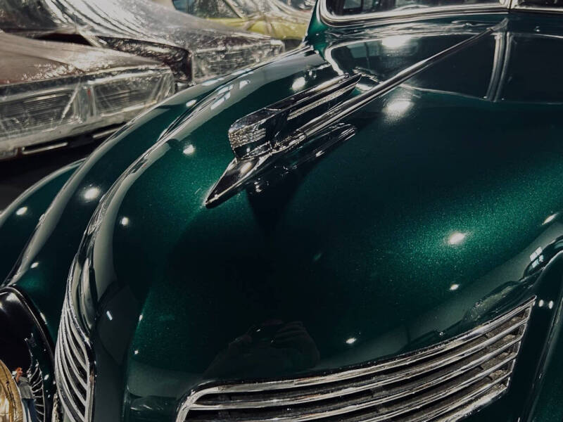 1937 Chrysler Airflow