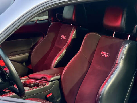 2016 Dodge Challenger R/T Plus