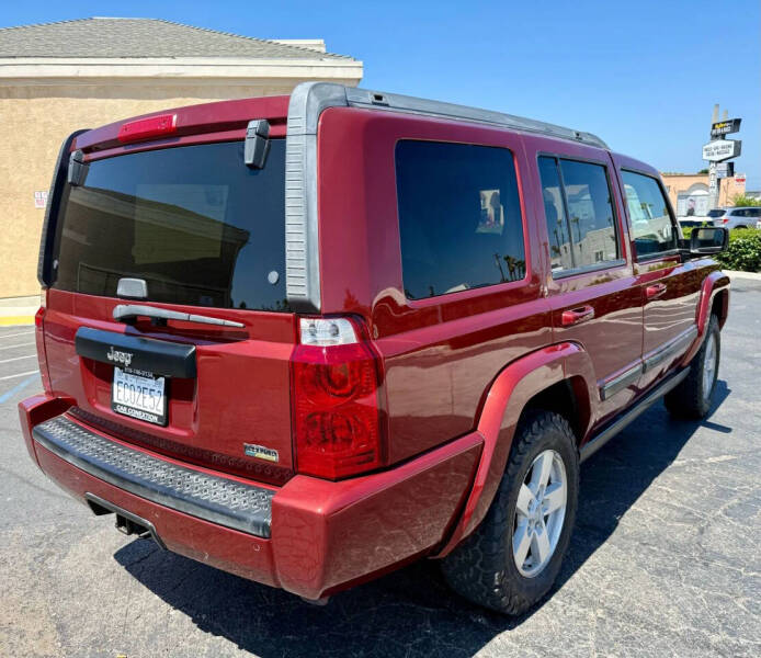 2008 Jeep Commander Sport