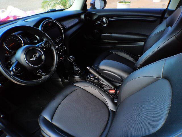 2017 MINI Hardtop 2 Door Cooper