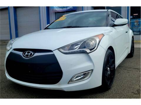 2015 Hyundai Veloster for sale at ATWATER AUTO WORLD in Atwater CA