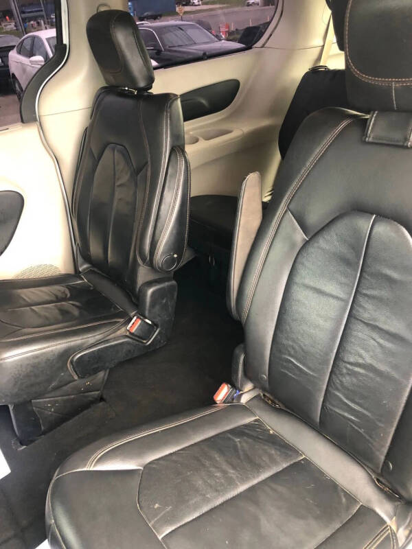 2017 Chrysler Pacifica