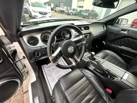 2013 Ford Mustang V6 Premium