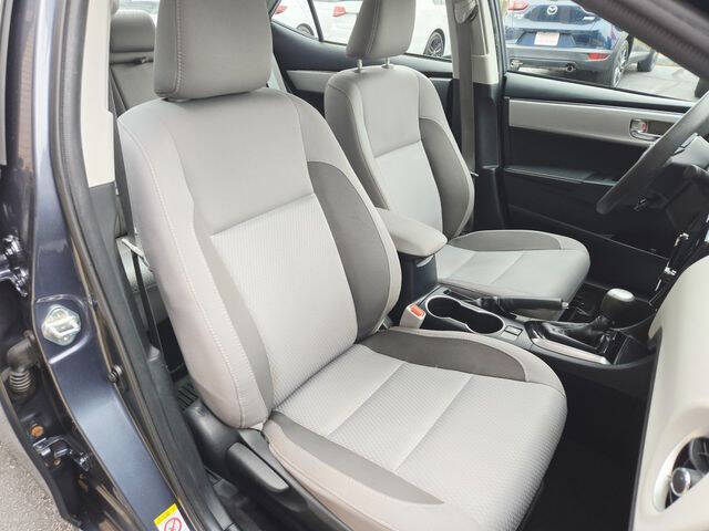 2017 Toyota Corolla LE