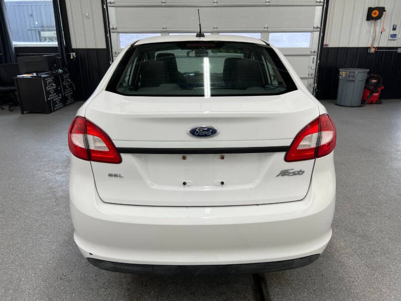 2011 Ford Fiesta SEL