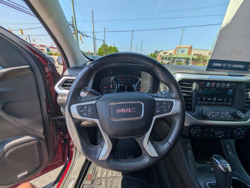 2017 GMC Acadia SLT-1