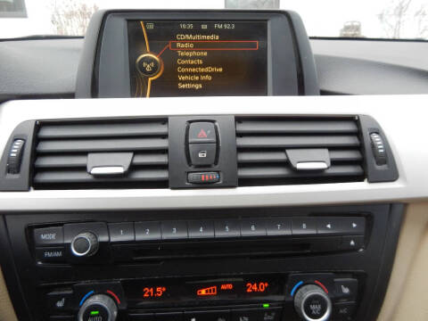 2014 BMW 3 Series 320i