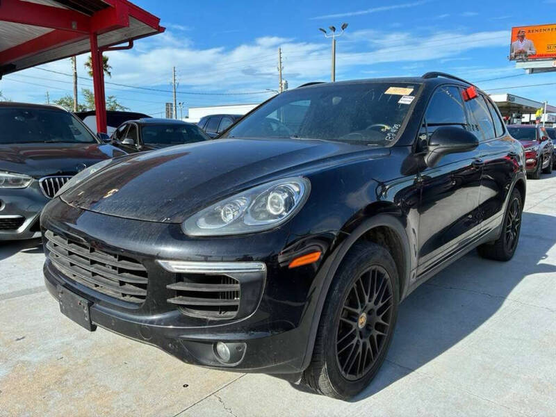 2018 Porsche Cayenne S