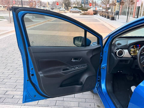 2022 Nissan Versa SV