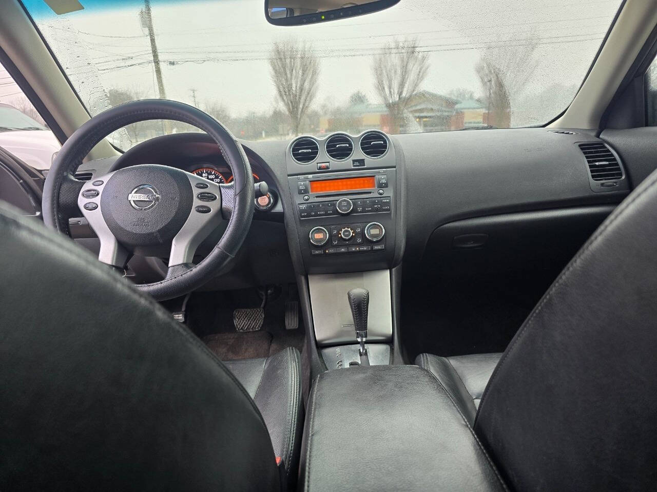 2007 Nissan Altima for sale at QUEENSGATE AUTO SALES in York, PA