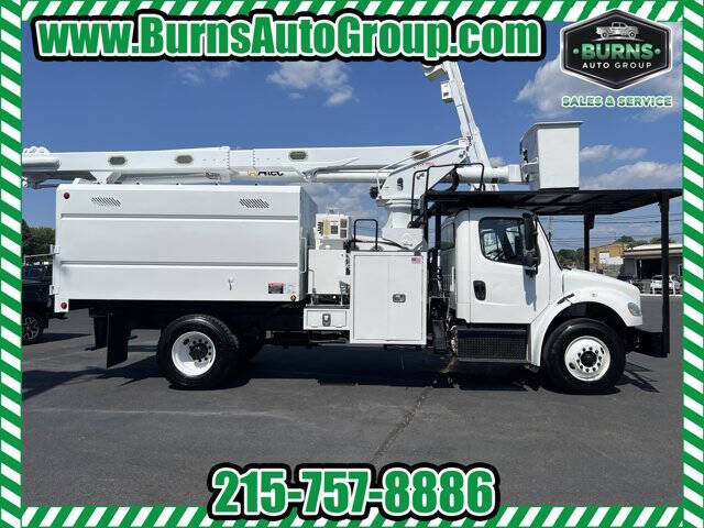 2017 Freightliner M2 106