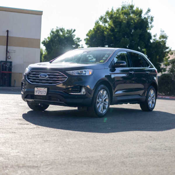 2021 Ford Edge Titanium