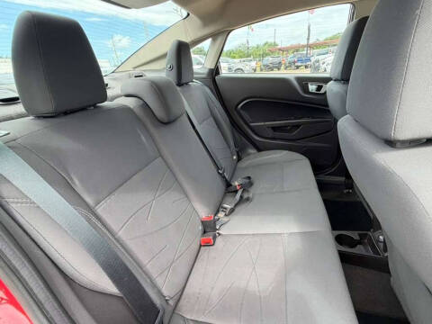 2015 Ford Fiesta SE
