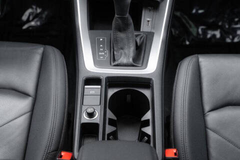 2020 Audi Q3 quattro Premium 45 TFSI