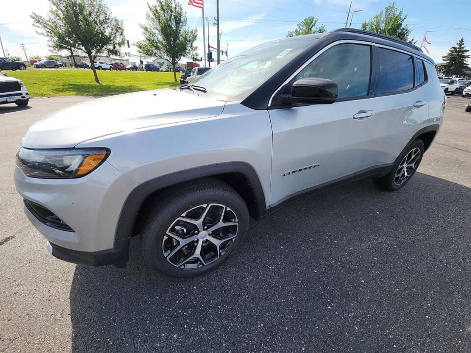 2024 Jeep Compass for sale at Victoria Auto Sales in Victoria, MN