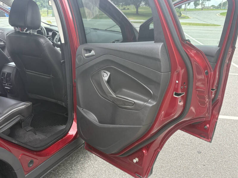 2014 Ford Escape Titanium - Photo 17