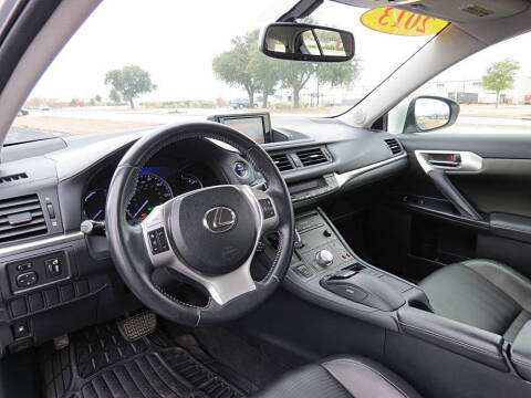 2013 Lexus CT 200h