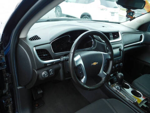 2017 Chevrolet Traverse LT