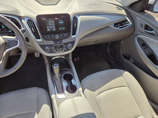 2017 Chevrolet Malibu LT