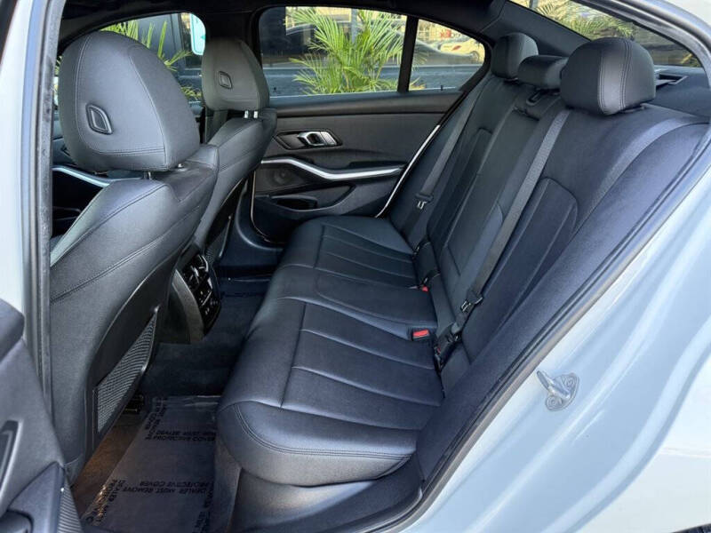 2019 BMW 3 Series 330i