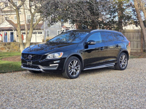 2016 Volvo V60 Cross Country T5