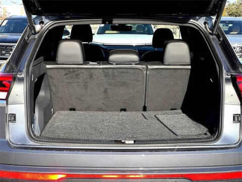 2025 Volkswagen Atlas Cross Sport SE