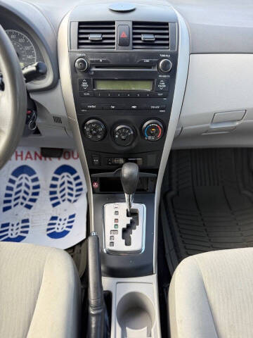 2010 Toyota Corolla LE