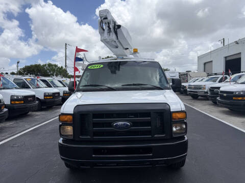 2011 Ford E-Series E-350 SD