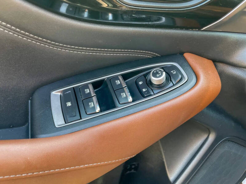 2020 Subaru Outback Touring