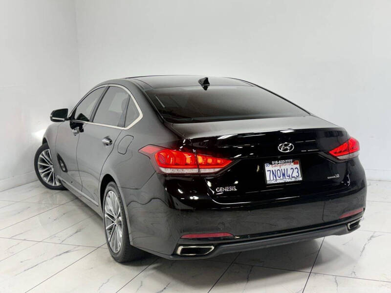 2015 Hyundai Genesis