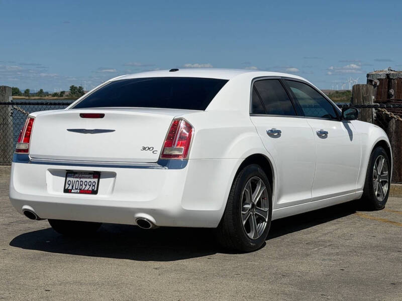 2013 Chrysler 300 C