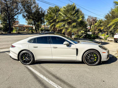 2022 Porsche Panamera 4S E-Hybrid