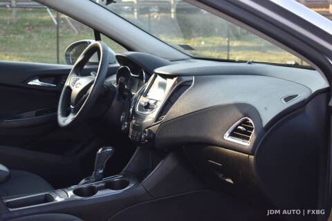 2017 Chevrolet Cruze LT Auto