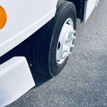 2006 Freightliner MT55 Chassis