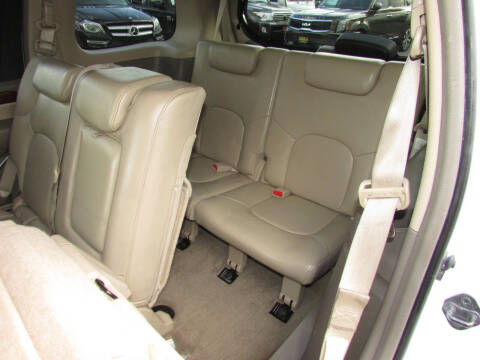 2010 Nissan Pathfinder LE