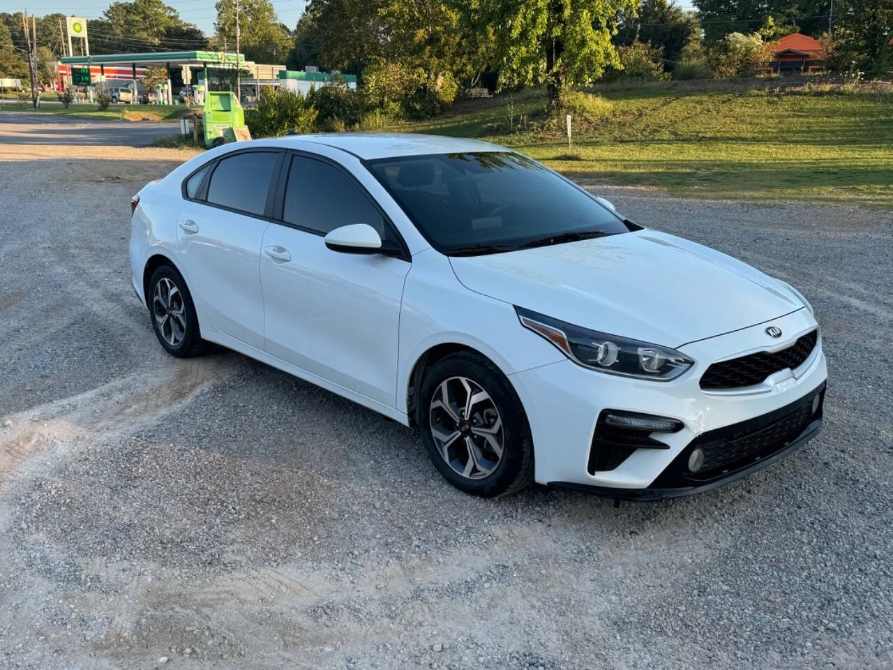 2020 Kia Forte for sale at Guadalupe Auto Sales, LLC. in Jemison, AL